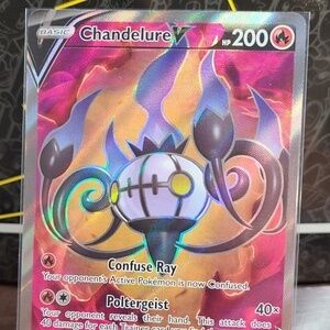 Chandelure V 247/264 Fusion Strike Holo Full Art